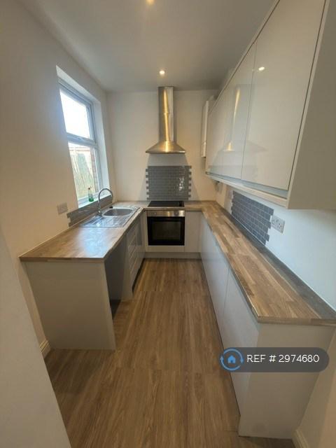 2 bedroom house in King St, Loughborough, LE11 (2 bed) (#2974680)