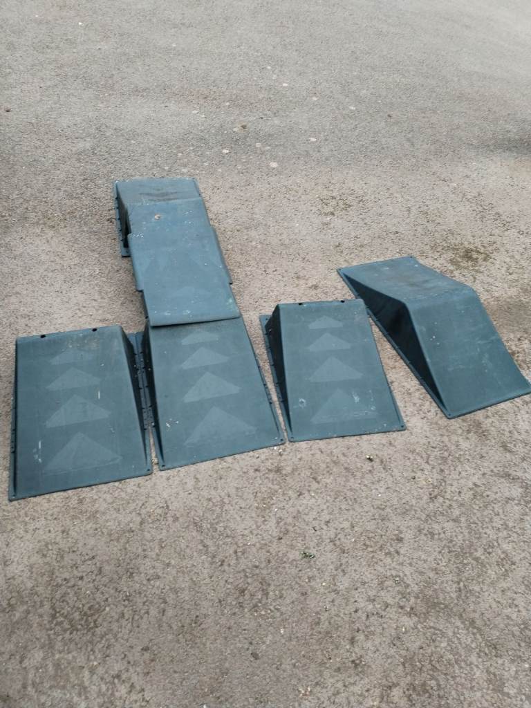 Ramps x5 and crossing 