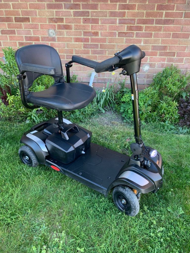 Mobility Scooter Boot Size. 4 mph. 