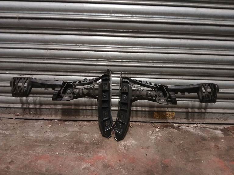 Genuine Mercedes-Benz Rear Bumper Side Brackets Left & Right A1778850700