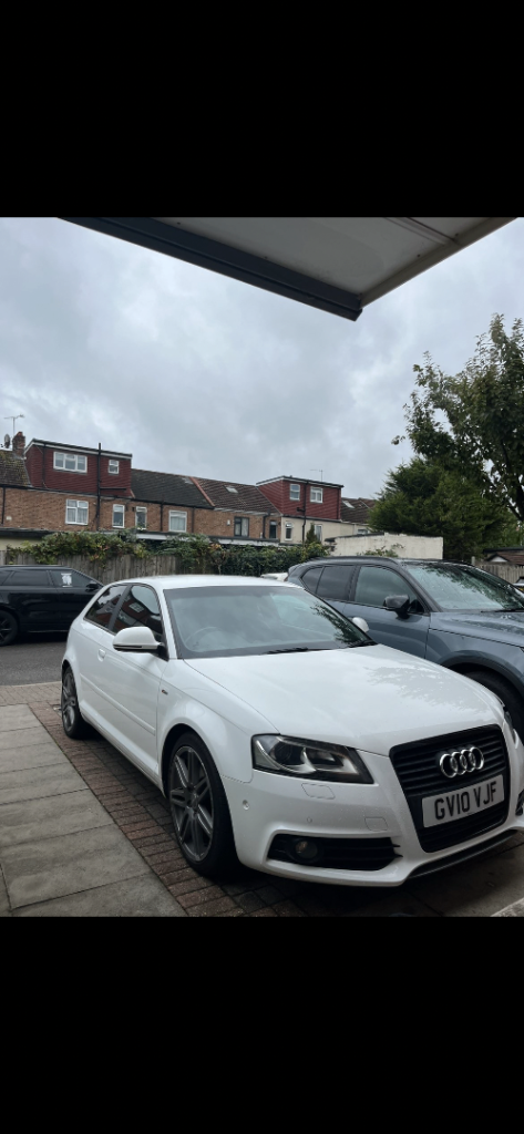 Audi, A3, Hatchback, 2010, Semi-Auto, 1984 (cc), 3 doors