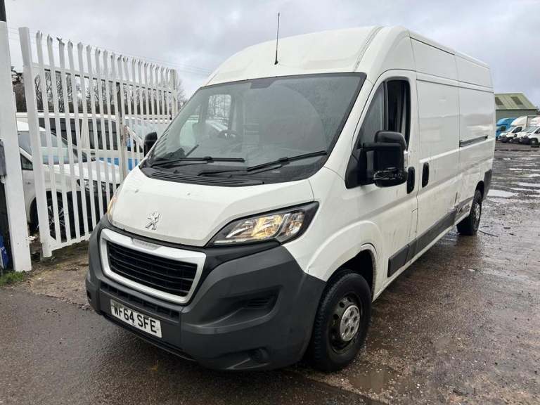 2014 Peugeot Boxer Boxer 335 Professional L3H2 HDi Panel Van DIESEL Manual