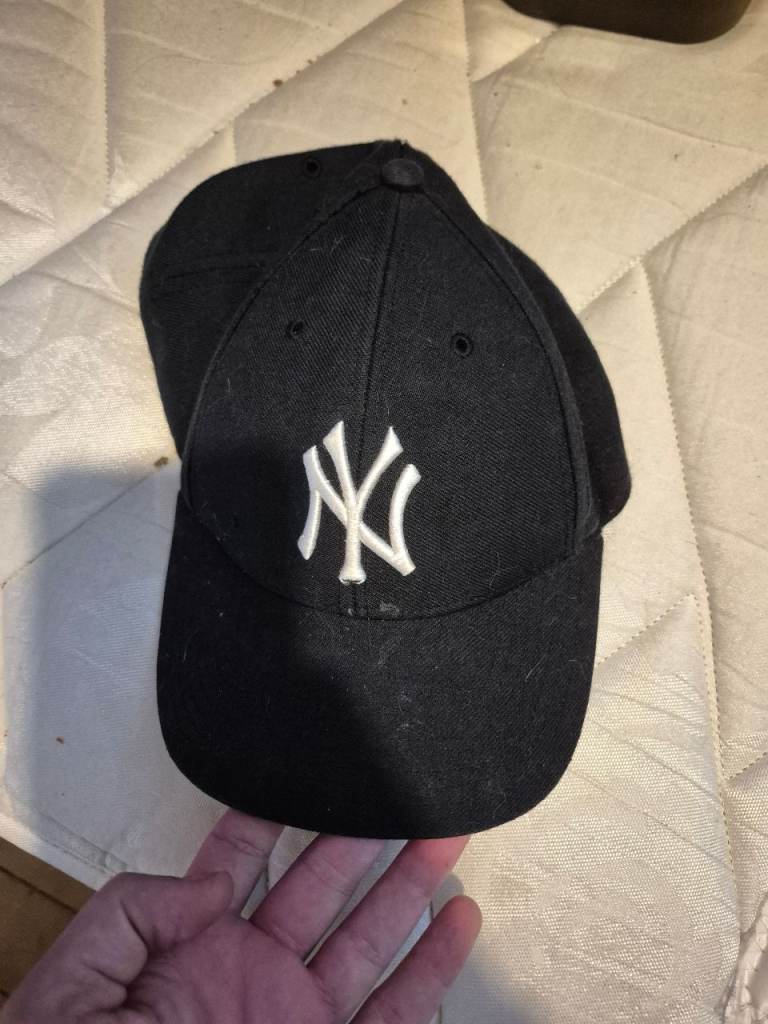 New Era New York Yankees Baseball Cap - Black, Good Condition