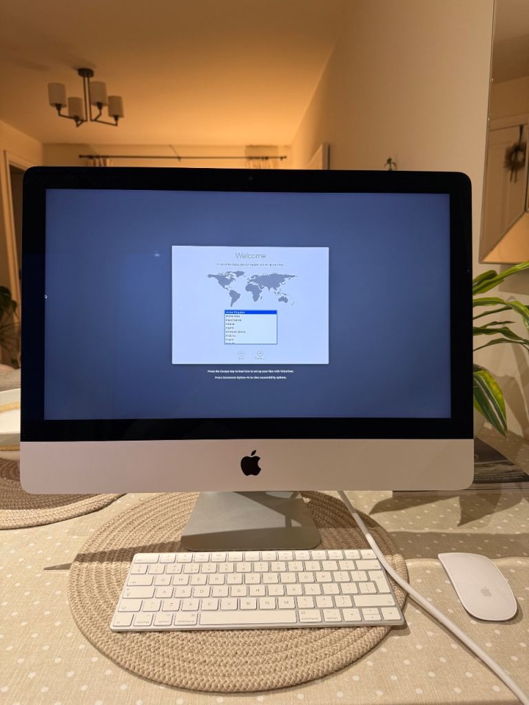 Apple iMac 21.5” 4K (2019) - Core i3, 8GB RAM, 1TB – Excellent Condition