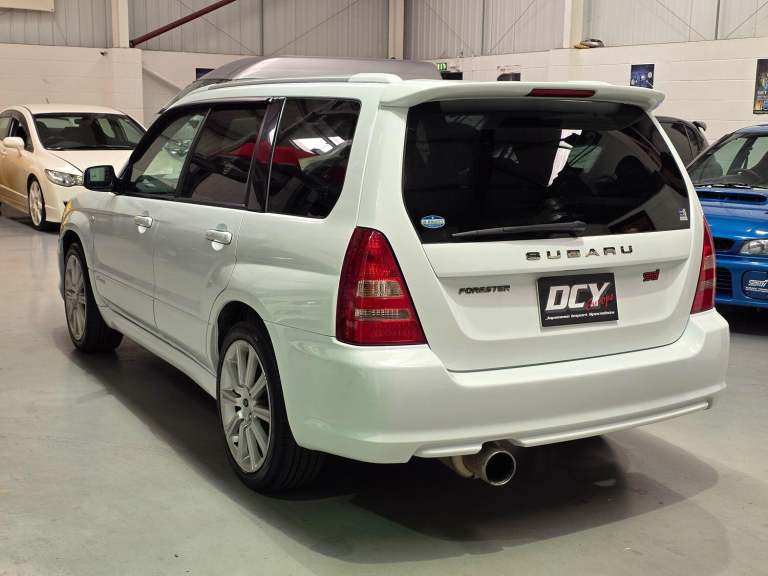 SUBARU FORESTER Sti Sg9 White Manual Petrol 2004