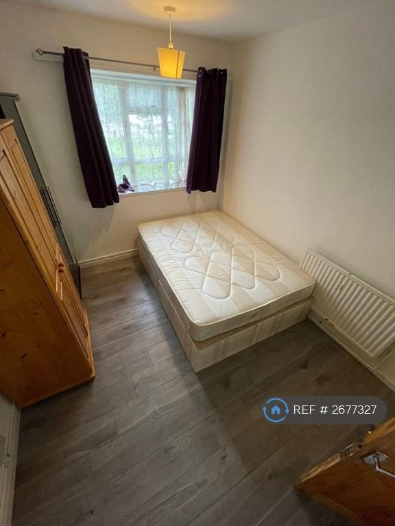1 bedroom in Mildura Court, London, N8 (#2677327)