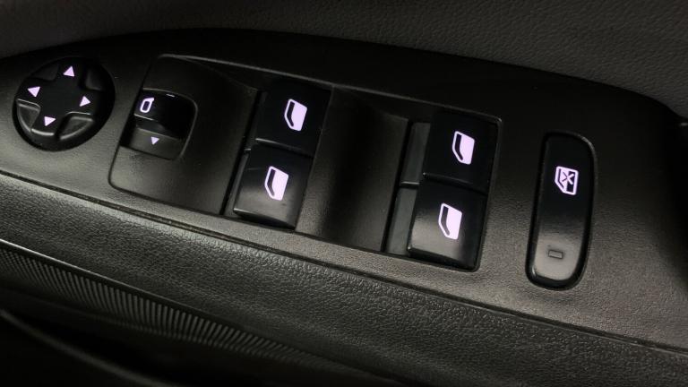 2018 Vauxhall Crossland X 1.2 Elite Nav SUV 5dr Petrol Manual Euro 6 (83 ps) SUV Petrol Manual