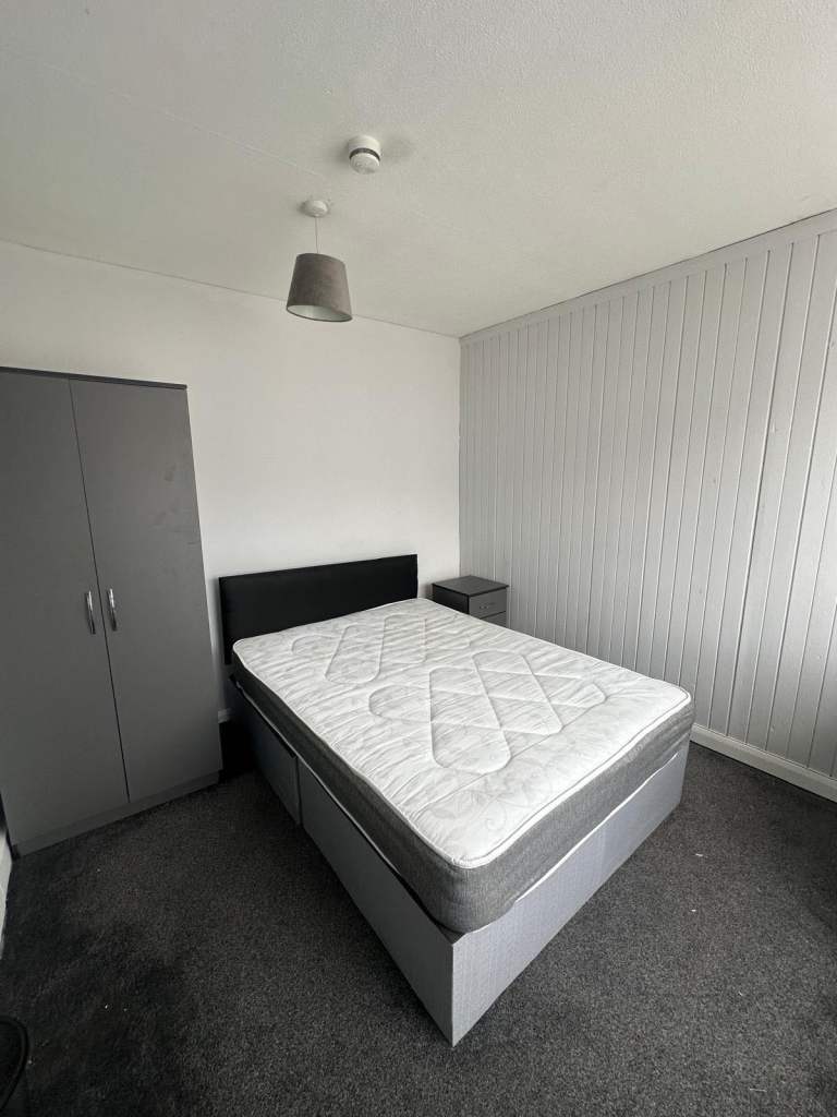 Furnished Double Room To Rent.