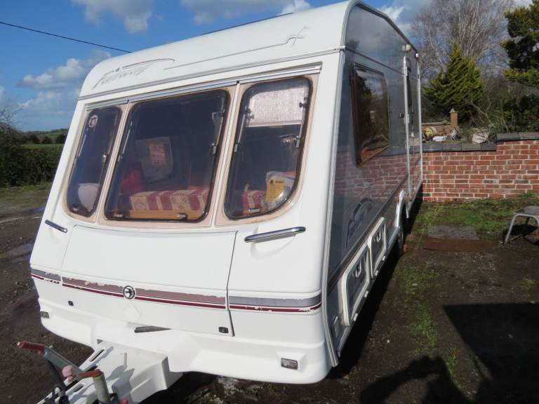 2002 2 Berth Swift Caravan Can Deliver