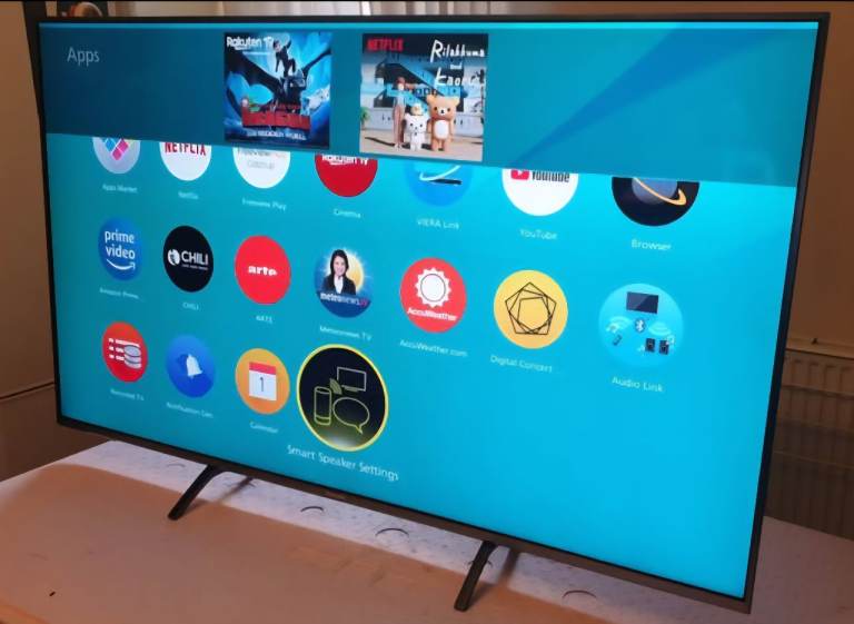 PANASONIC 49 INCH 49FX700B SMART 4K ULTRA HD HDR TV WITH WIFI, FREEVIEW HD