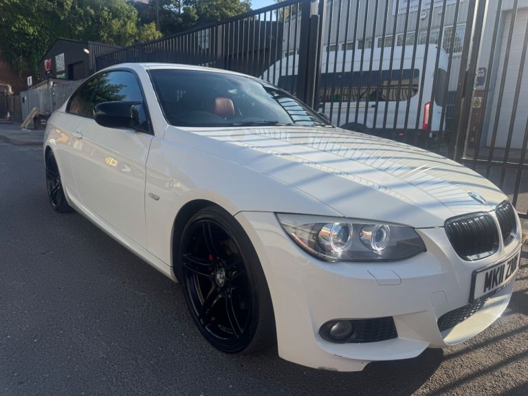 BMW 3 SERIES 2011 COUPE