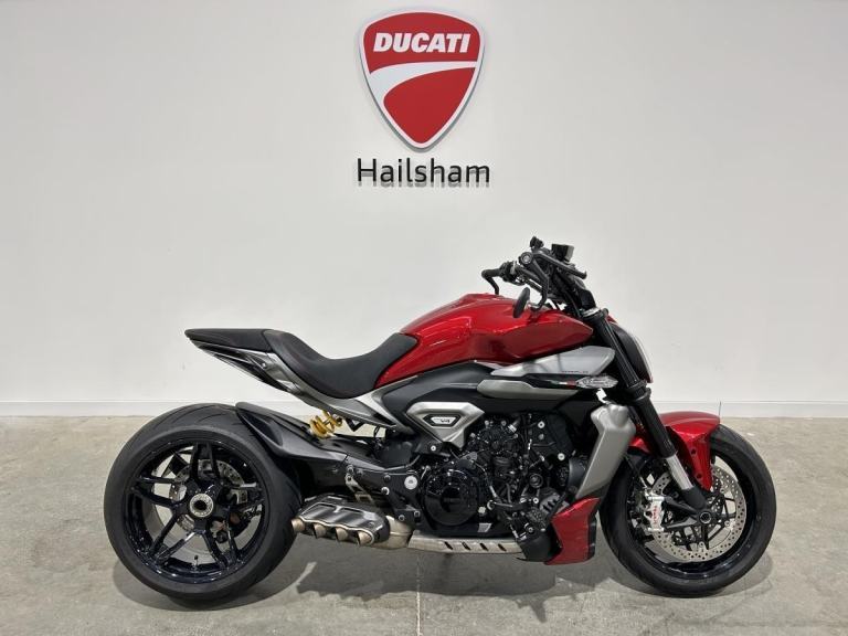 2025 Ducati XDiavel, 1 previous owner, 4010 miles, Full Akrapovic system