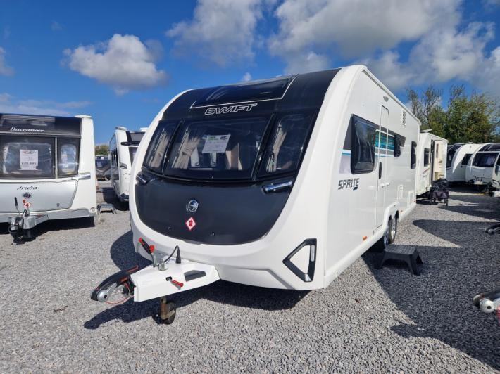 2025 Sprite Quattro FB Grande Used Caravan