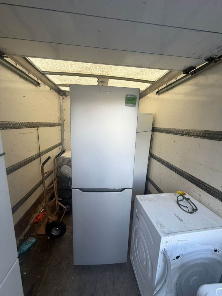 Silver Freestanding Fridge Freezer – Good Condition