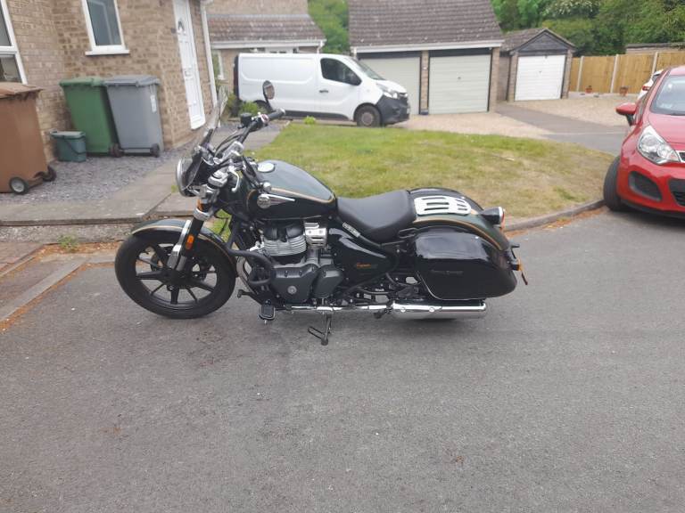 Royal Enfield, SUPER METEOR, 2025, 648 (cc)