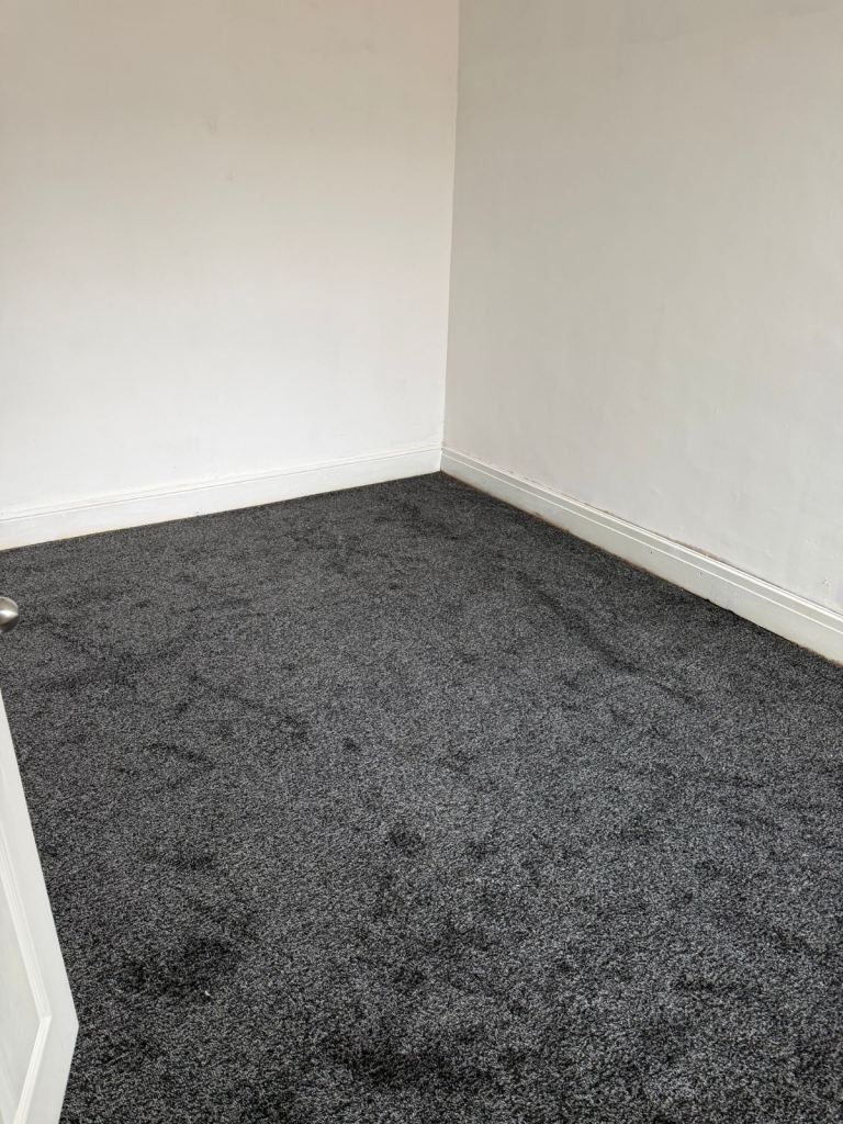 4 bed house for rent