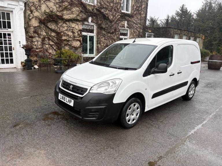 2018 Peugeot Partner 1.6 BlueHDi 651 Professional Panel Van 6 seats 5dr Diesel