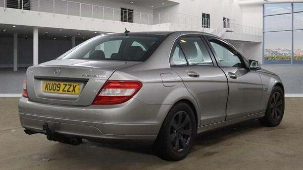 2009 Mercedes-Benz C Class 1.6 C180K BlueEfficiency SE Auto Euro 4 4dr SALOON Petrol Automatic