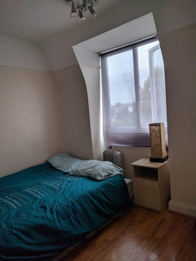 Small double room