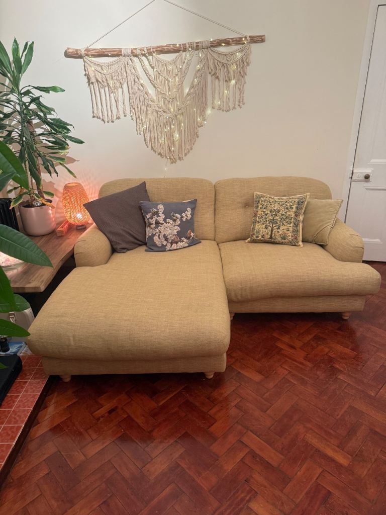 3 Seater Sofa Dunelm good condition 