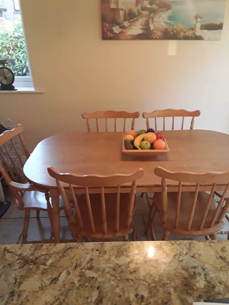 image for Table and 6 chairs REDUCED !!