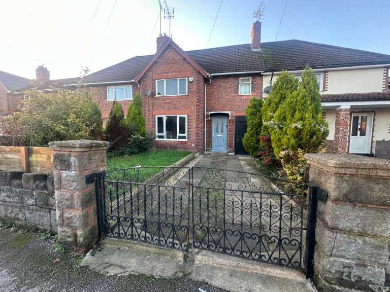 *B.C.H* 3 Bed Home- Valley Road, Bloxwich, WALSALL