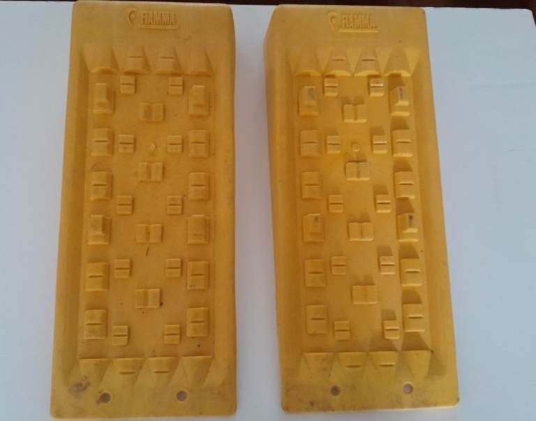 Levelling Blocks and Wheel Chocks for Caravans