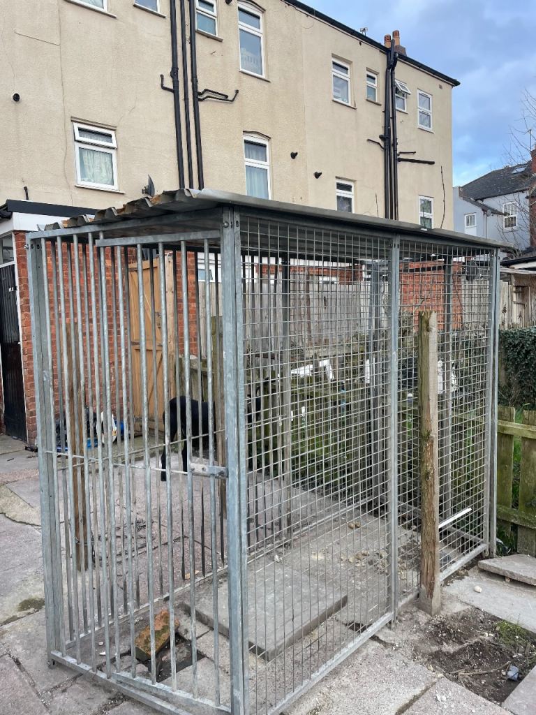 Dogs kennel 