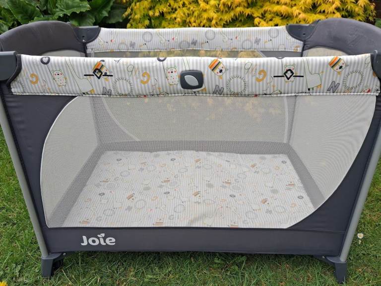 Travel Cot, Bassinet & Change Table (New) Birth - JOIE.
