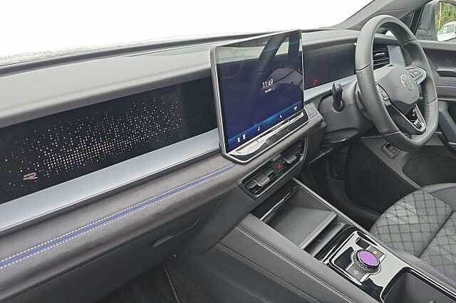 2025 Volkswagen Touran 1.5 eTSI R-Line 5dr DSG7 [7 Seat] + 20' YORK BLACK ALLOYS + BLACK STYLING ...