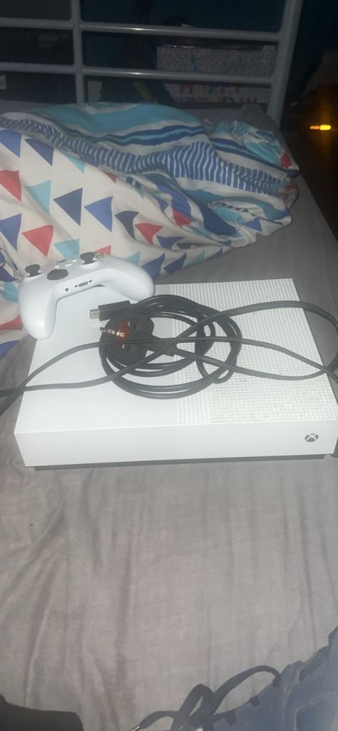 Xbox One S