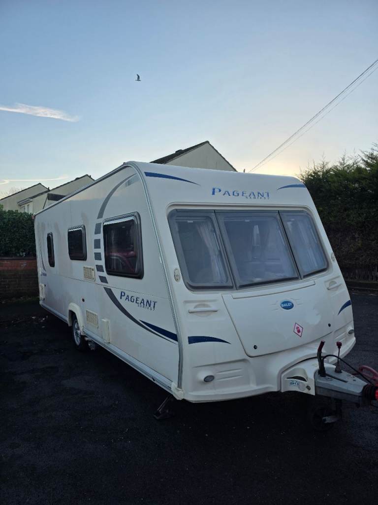Bailey 4 berth fixed bed motormover 