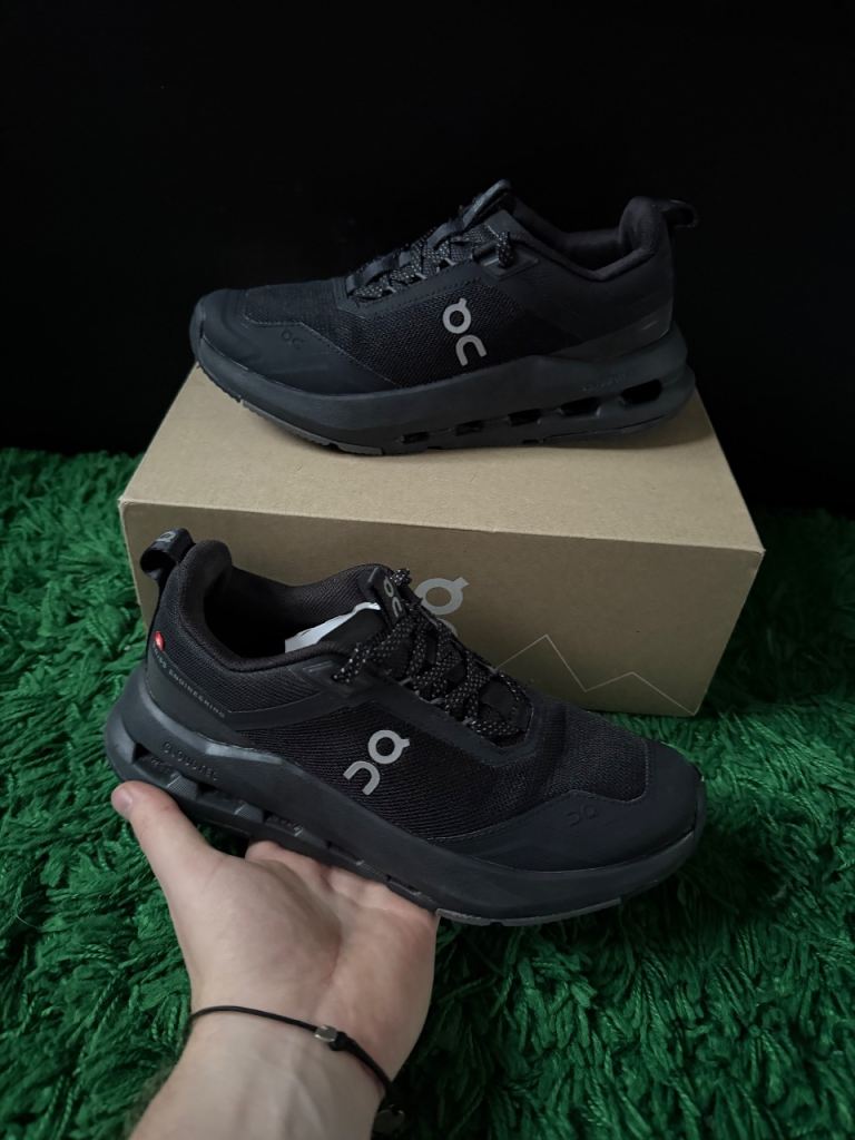 Black & White On Running cloudnova trainers marathon shoes with OG box size UK 3.5