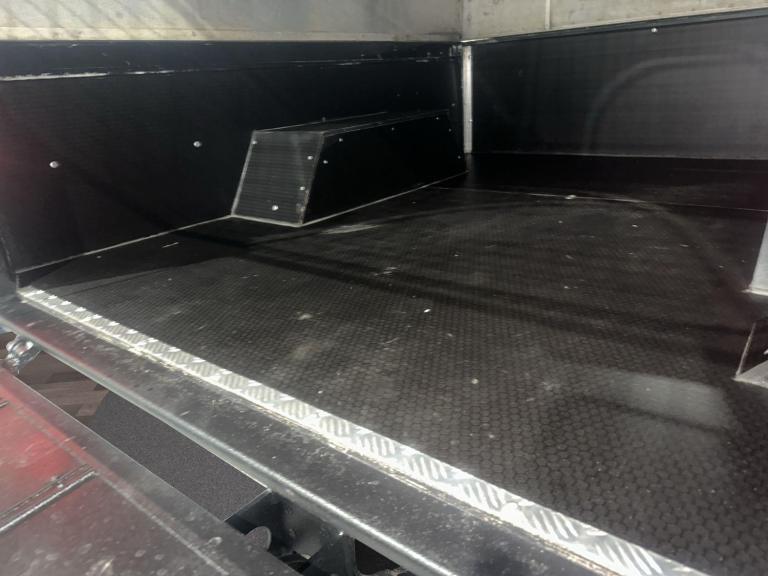 2016 Land Rover Defender Hi Capacity PickUp TDCi [2.2] PICK UP DIESEL Manual