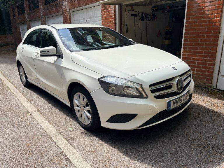 Mercedes-Benz, A CLASS, Hatchback, 2015, Manual, 1461 (cc), 5 doors