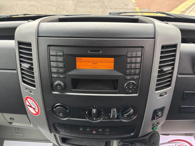 2016 Mercedes-Benz Sprinter 313CDI BlueEFFICIENCY TL9 9-Seater MINIBUS Diesel Manual