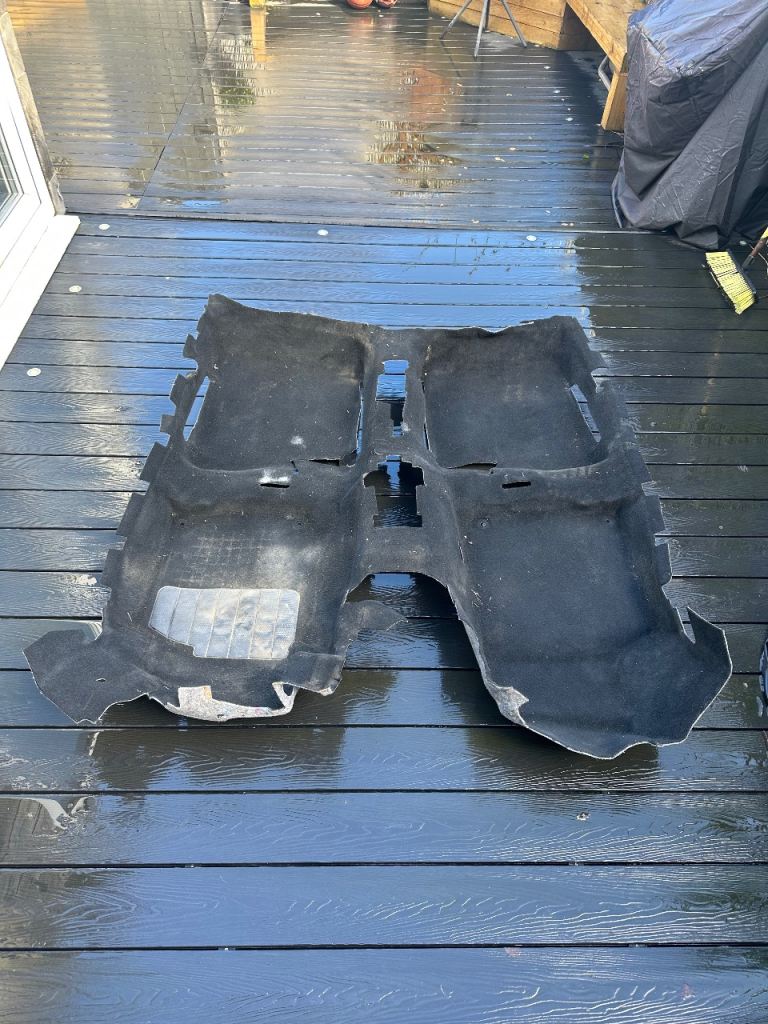 2005 vw bora carpet 