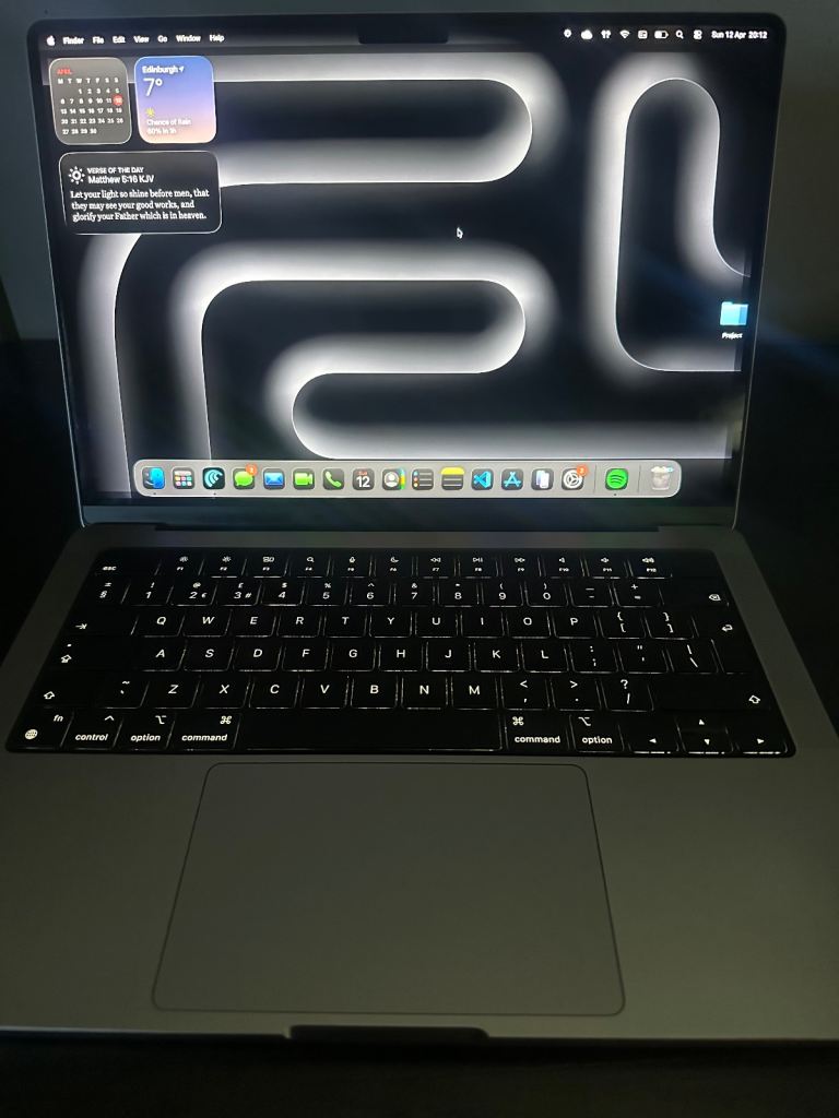 *SOLD* Apple MacBook Pro 14” 2021 M1 Pro 16GB RAM 512GB SSD UK Keyboard 