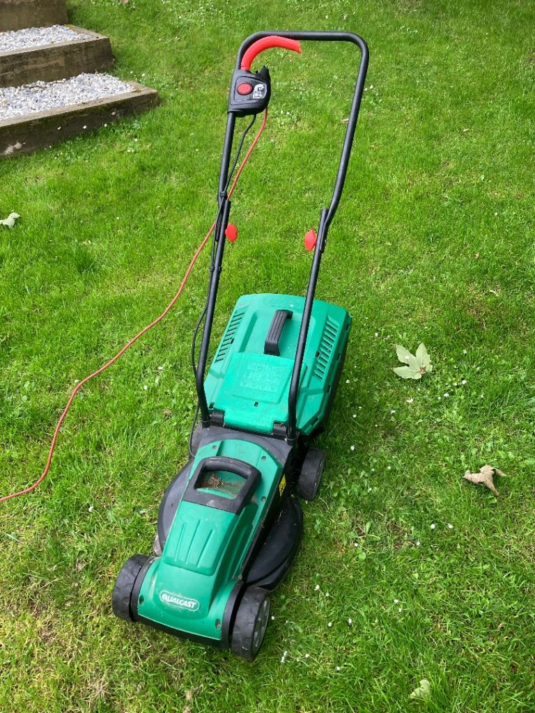 Qualcast Electric Lawn Mower