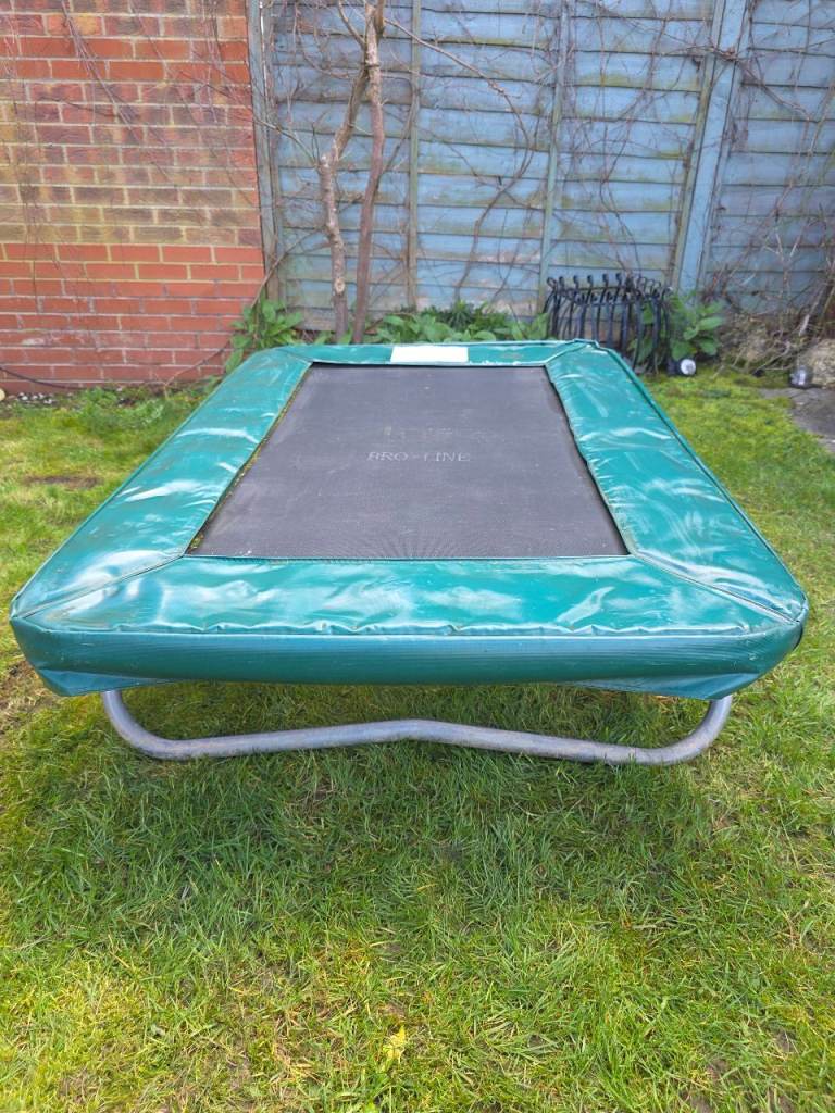 Pro-Line Rectangular Sport Trampoline - Great Condition!
