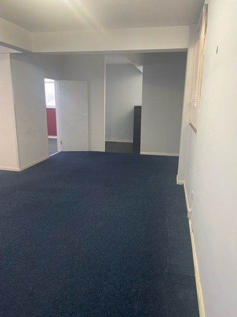 1st Floor Office Space to Rent in Byfleet