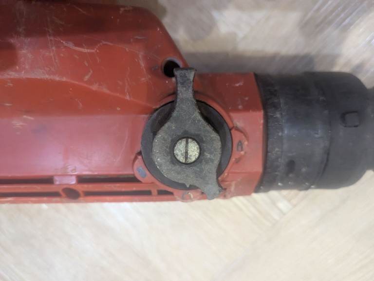 Reliable Hilti TE52 Breaker Drill comes with large drill bits  and case