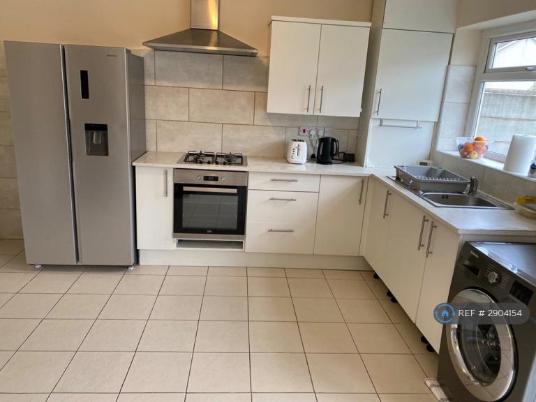 3 bedroom house in Hillside Avenue, Liverpool, L36 (3 bed) (#2904154)
