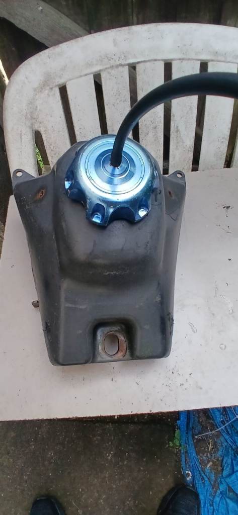 Pit bike fuel tank