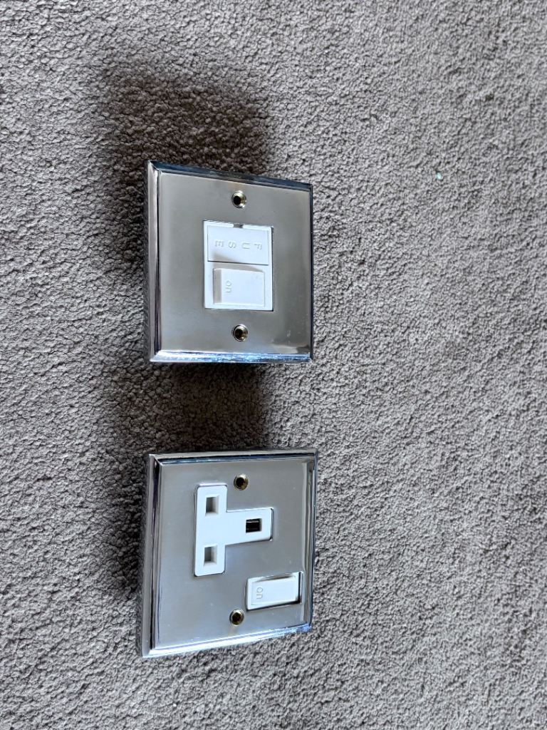 Chrome Light Switch and Plug Socket – Good Condition