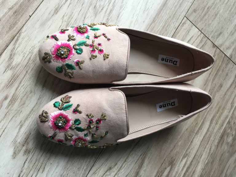 Dune London Embroidered Flat Women Ladies Shoes - Size 4/37, As Good As New