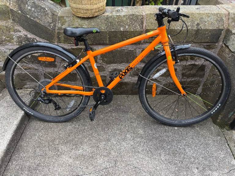 Frog 69 Kids Hybrid orange bike (hardly used, in excellent condition)