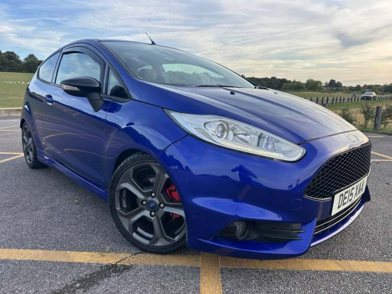 2015 Ford Fiesta 1.6T EcoBoost ST-3 Euro 6 3dr HATCHBACK Petrol Manual