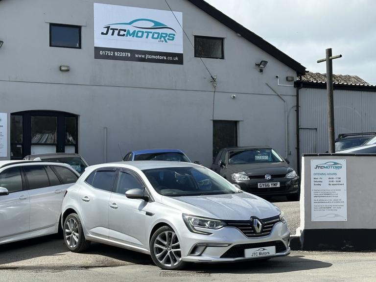 RENAULT MEGANE 1.6 dCi GT Line Nav 5dr Man, diesel, silver + Â