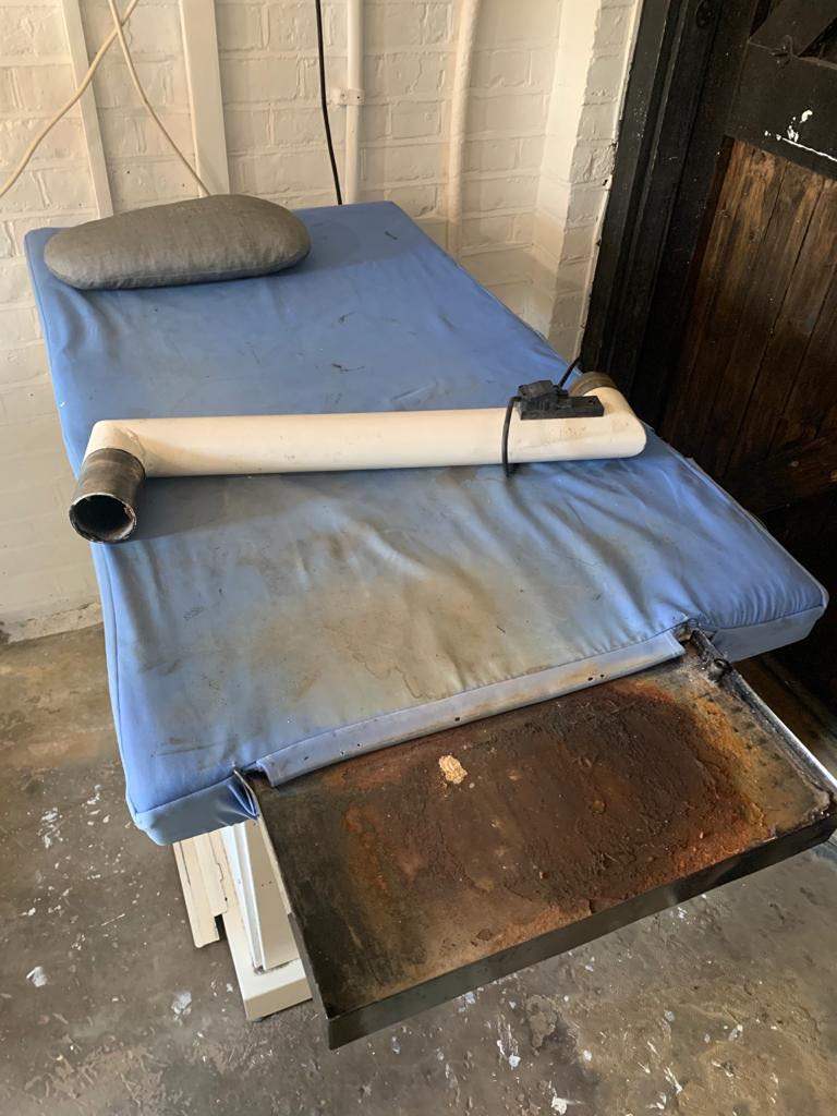 FREE TO COLLECT industrial vacuum pressing board